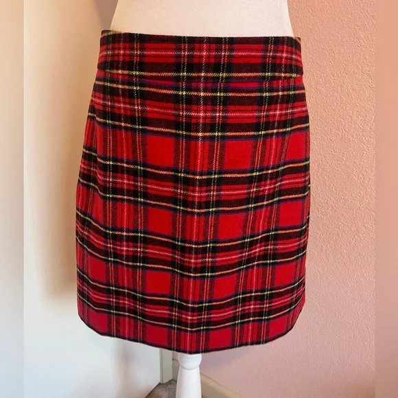 Red Tartan Plaid Skirt with broken zipper* NWT - Picture 9 of 14